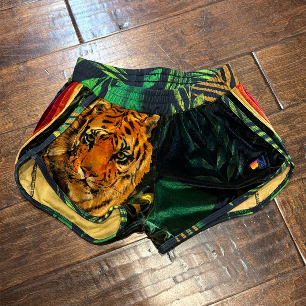 Aviator tiger collection
